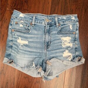 American Eagle Outfitters 6 Light Blue Distressed Jean Shorts super stretch